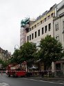 800 kg Fensterrahmen drohte auf Strasse zu rutschen Koeln Friesenplatz P06
